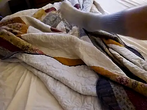 Snapshot of coolbrease10 chatting on 6, 3, 2026 coolbrease10 online show from 6, 3, 2026