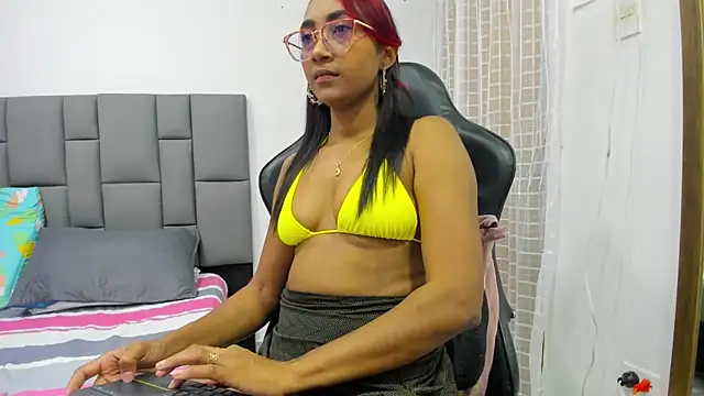 MurphyAngelina online show from 8, 2, 2025