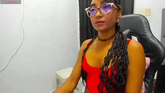 MurphyAngelina online show from 5, 7, 2026