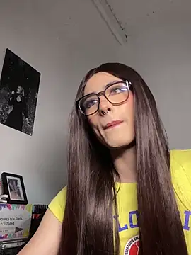 Snapshot of JESSI_NAOMI chatting on 8, 4, 2026 JESSI NAOMI online show from 8, 4, 2026