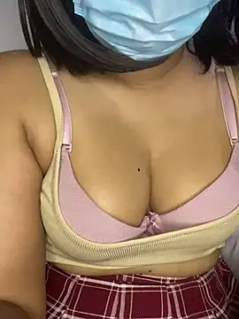 Snapshot of Shadow_Girl007 chatting on 8, 3, 2025 Shadow Girl007 online show from 8, 3, 2025