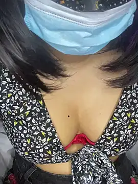 Snapshot of Shadow_Girl007 chatting on 14, 3, 2025 Shadow Girl007 online show from 14, 3, 2025