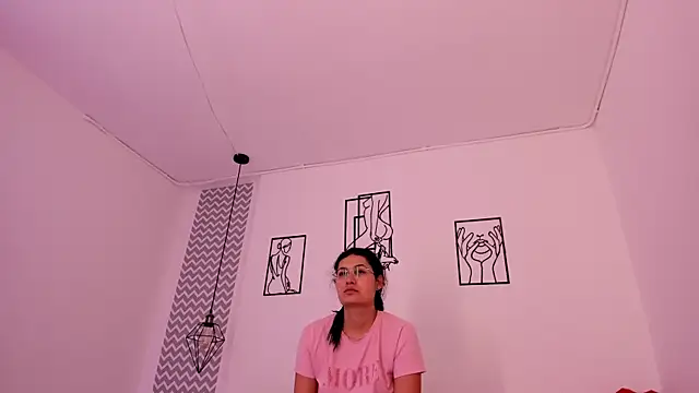 cloehonney online show from 28, 10, 2025