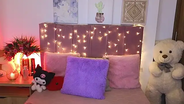 Snapshot of MiahJoness chatting on 16, 4, 2026 MiahJoness online show from 16, 4, 2026