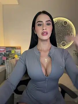 Snapshot of SarahhSmitth1 chatting on 14, 7, 2026 SarahhSmitth1 online show from 14, 7, 2026
