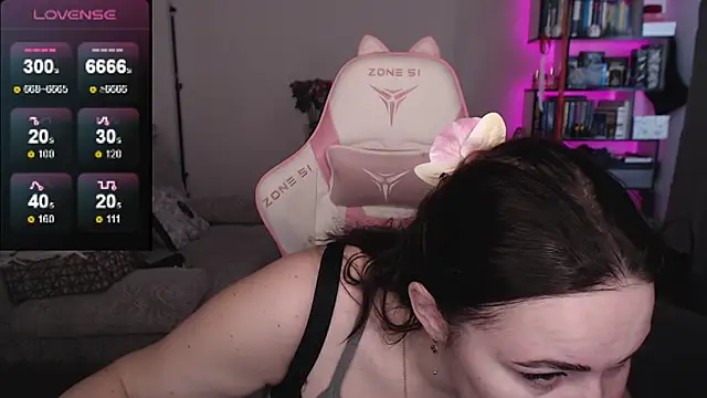 Snapshot of SexyWitch_666 chatting on 2, 5, 2026 SexyWitch 666 online show from 2, 5, 2026