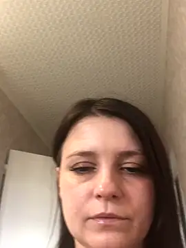 Snapshot of SheilaAndDanny chatting on 7, 11, 2025 SheilaAndDanny online show from 7, 11, 2025