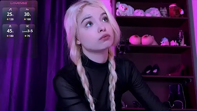 MisssLola online show from 16, 12, 2024