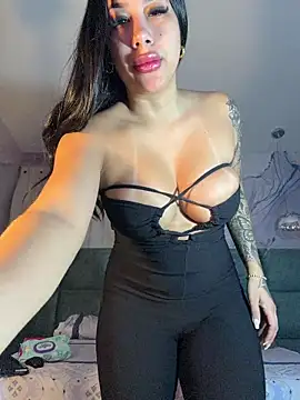 Snapshot of kiim_taaylor chatting on 28, 2, 2026 kiim taaylor online show from 28, 2, 2026