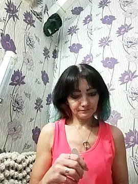 SweetLeila40 online show from 24, 2, 2025