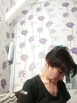 SweetLeila40 online show from 27, 2, 2025