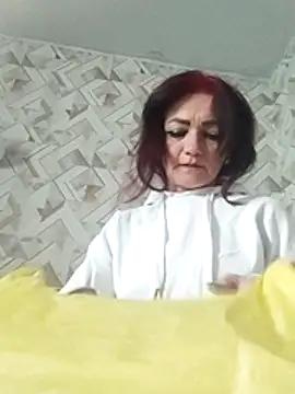 Snapshot of SweetLeila40 chatting on 21, 4, 2026 SweetLeila40 online show from 21, 4, 2026