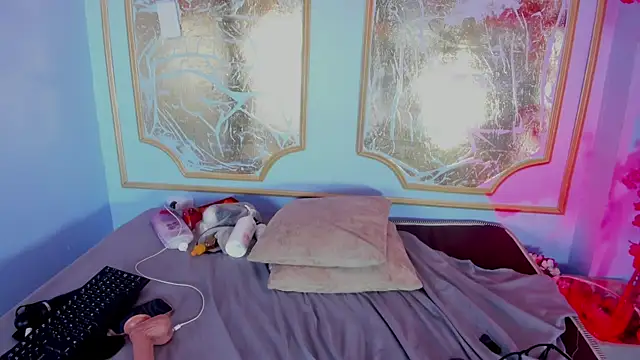 Snapshot of melaniecooperr chatting on 15, 12, 2025 melaniecooperr online show from 15, 12, 2025