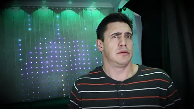 Snapshot of DamienSliick chatting on 11, 4, 2026 DamienSliick online show from 11, 4, 2026