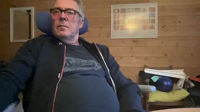 Snapshot of lelohop chatting on 5, 2, 2025 lelohop online show from 5, 2, 2025