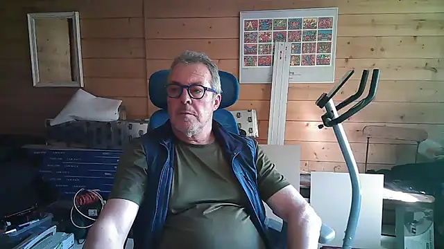 Snapshot of lelohop chatting on 19, 3, 2025 lelohop online show from 19, 3, 2025