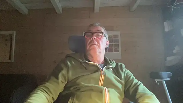 Snapshot of lelohop chatting on 29, 10, 2025 lelohop online show from 29, 10, 2025