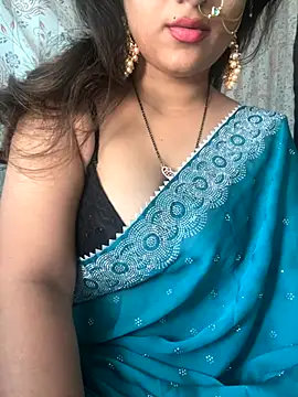 Snapshot of pikaindian chatting on 11, 10, 2025 pikaindian online show from 11, 10, 2025