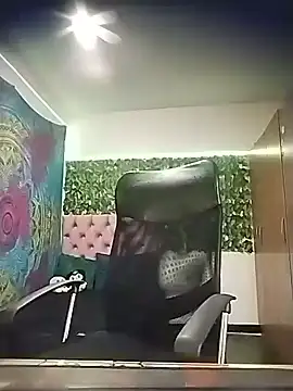 BurningVenus12 online show from 26, 11, 2025