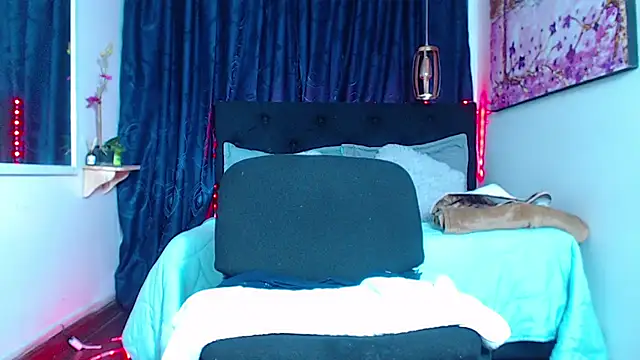 Snapshot of avans_15 chatting on 17, 12, 2024 avans 15 online show from 17, 12, 2024