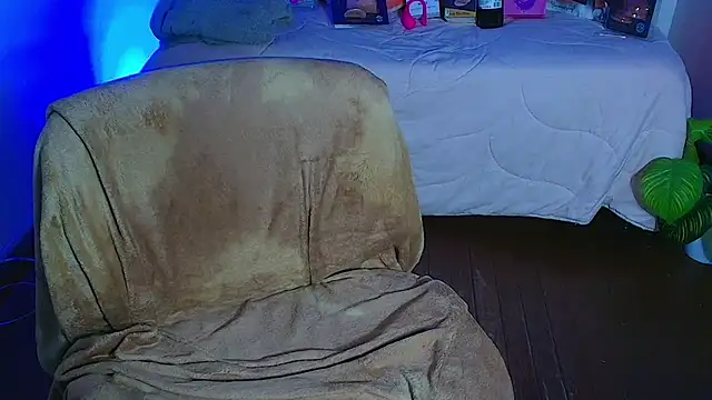 Snapshot of avans_15 chatting on 15, 2, 2025 avans 15 online show from 15, 2, 2025