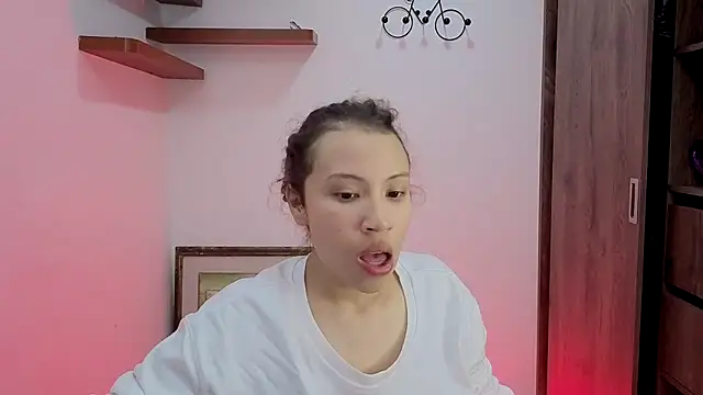 Snapshot of avans_15 chatting on 29, 9, 2025 avans 15 online show from 29, 9, 2025