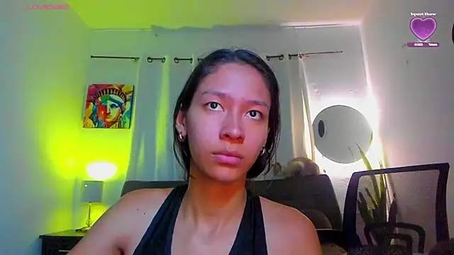 Snapshot of Sophie_sweett19 chatting on 15, 3, 2026 Sophie sweett19 online show from 15, 3, 2026