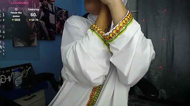 Falak-Yasin online show from 1, 2, 2025