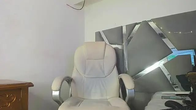 Arii xxx online show from 28, 2, 2025