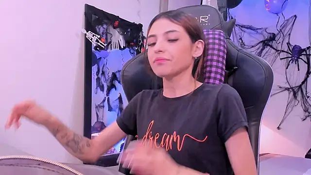 sofiarouge online show from 8, 10, 2025