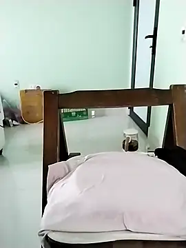 Anna-Cute69 online show from 3, 12, 2025