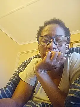 Snapshot of bustybillies chatting on 9, 6, 2026 bustybillies online show from 9, 6, 2026
