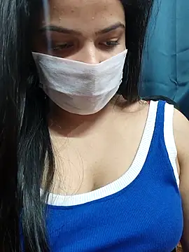 Snapshot of Myloveurvi chatting on 27, 2, 2026 Myloveurvi online show from 27, 2, 2026