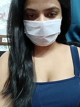 Snapshot of Myloveurvi chatting on 11, 4, 2026 Myloveurvi online show from 11, 4, 2026