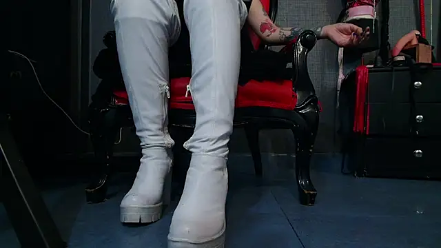 LusstCruella online show from 29, 1, 2025