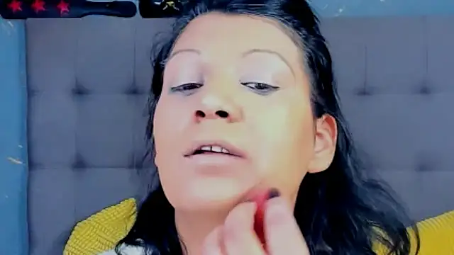 Snapshot of AmyCubes chatting on 8, 3, 2025 AmyCubes online show from 8, 3, 2025