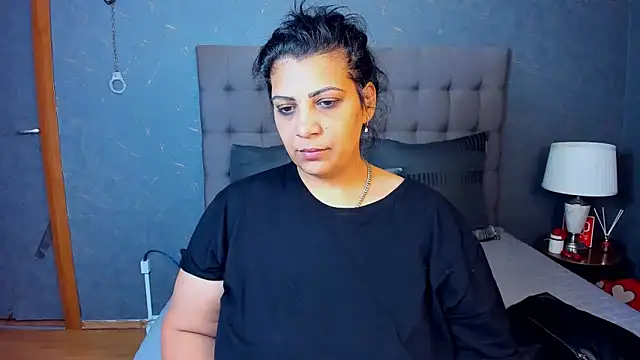 Snapshot of AmyCubes chatting on 25, 10, 2025 AmyCubes online show from 25, 10, 2025