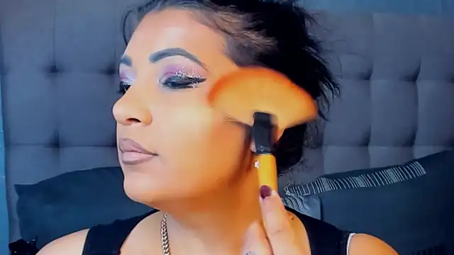 Snapshot of AmyCubes chatting on 31, 10, 2025 AmyCubes online show from 31, 10, 2025