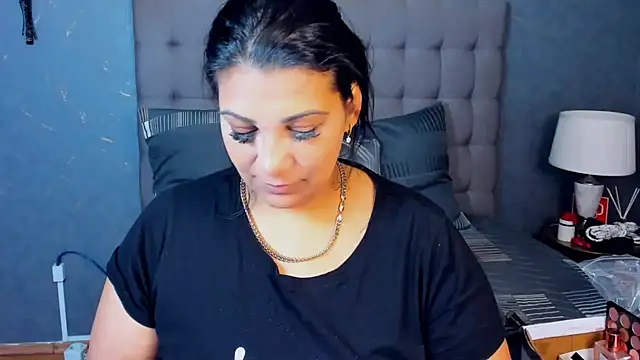 Snapshot of AmyCubes chatting on 7, 11, 2025 AmyCubes online show from 7, 11, 2025