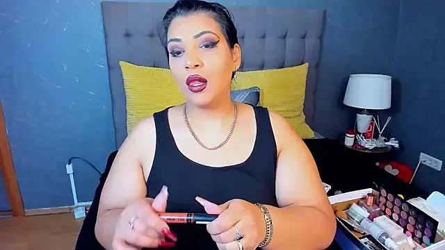 Snapshot of AmyCubes chatting on 25, 11, 2025 AmyCubes online show from 25, 11, 2025