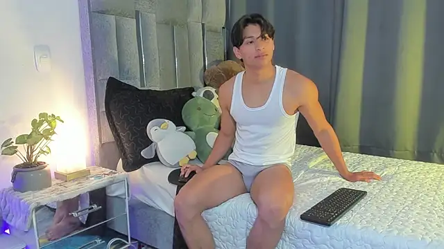 Snapshot of All3ssandr0 chatting on 17, 2, 2026 All3ssandr0 online show from 17, 2, 2026