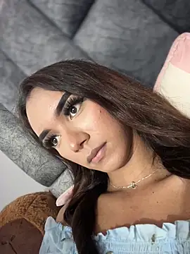 Snapshot of Nikol_Rang__ chatting on 20, 12, 2025 Nikol Rang online show from 20, 12, 2025