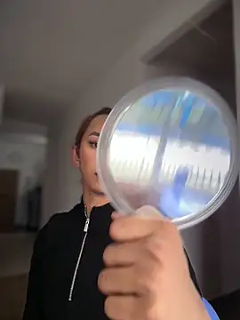 Snapshot of Nikol_Rang__ chatting on 6, 2, 2026 Nikol Rang online show from 6, 2, 2026