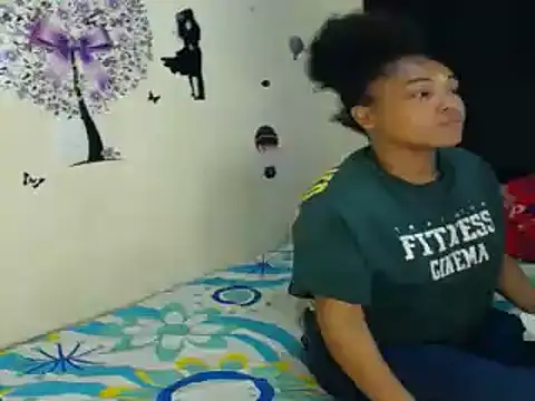 Snapshot of katty_ebonny chatting on 28, 2, 2025 katty ebonny online show from 28, 2, 2025