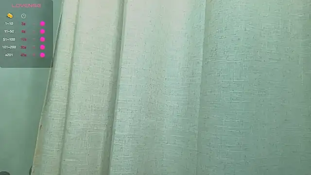 SkarlettRose96 online show from 23, 10, 2025