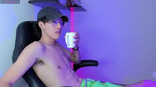 Snapshot of manu_vera chatting on 16, 2, 2025 manu vera online show from 16, 2, 2025