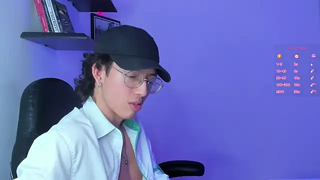 Snapshot of manu_vera chatting on 2, 3, 2025 manu vera online show from 2, 3, 2025