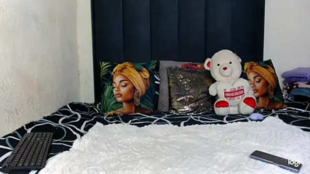 Snapshot of quenliyasa chatting on 22, 4, 2026 quenliyasa online show from 22, 4, 2026