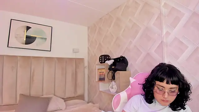 Snapshot of Haru_Bonny chatting on 15, 1, 2026 Haru Bonny online show from 15, 1, 2026