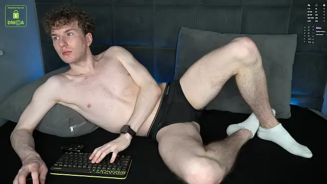 Snapshot of Tony_Talorr chatting on 5, 3, 2025 Tony Talorr online show from 5, 3, 2025